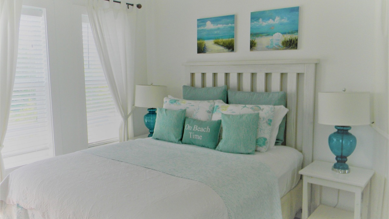 Photo of Bedroom in Seacrest Beach