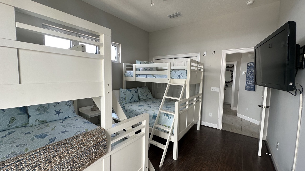Photo of Bedroom in Inlet Beach