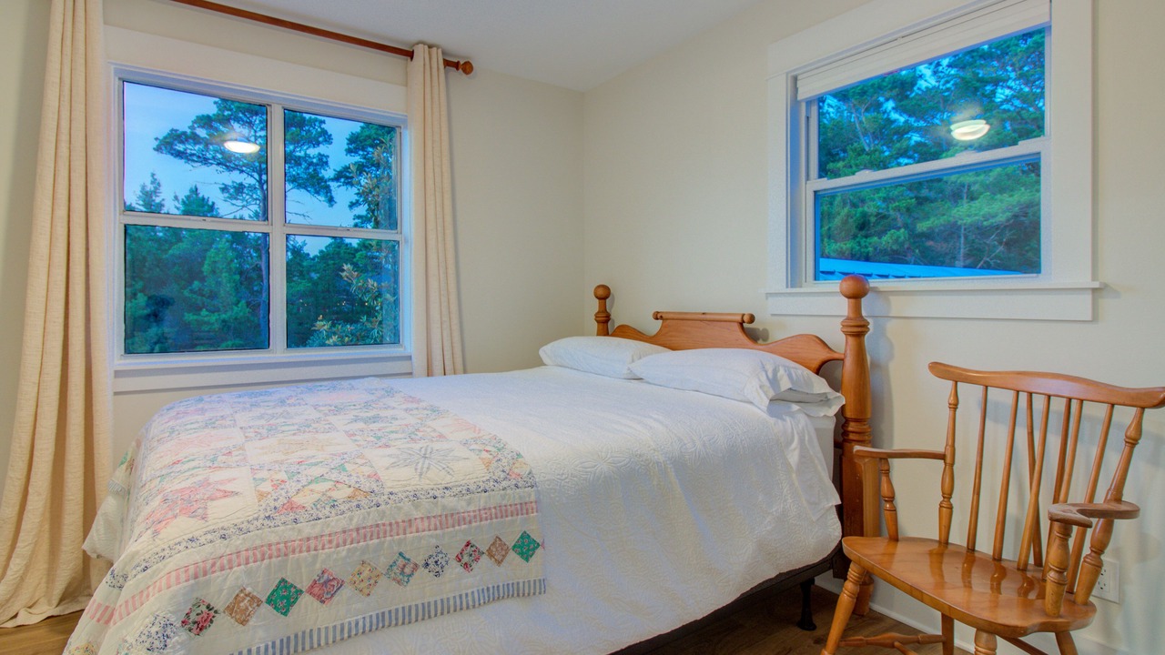 Photo of Bedroom in Santa Rosa Beach