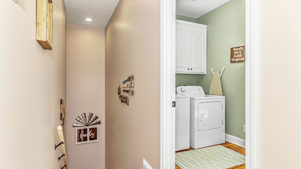 Photo of Bedroom in Pleasure Point