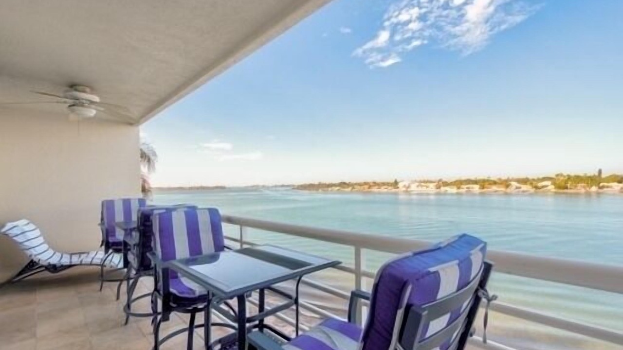 Photo of Patio Balcony in St. Petersburg