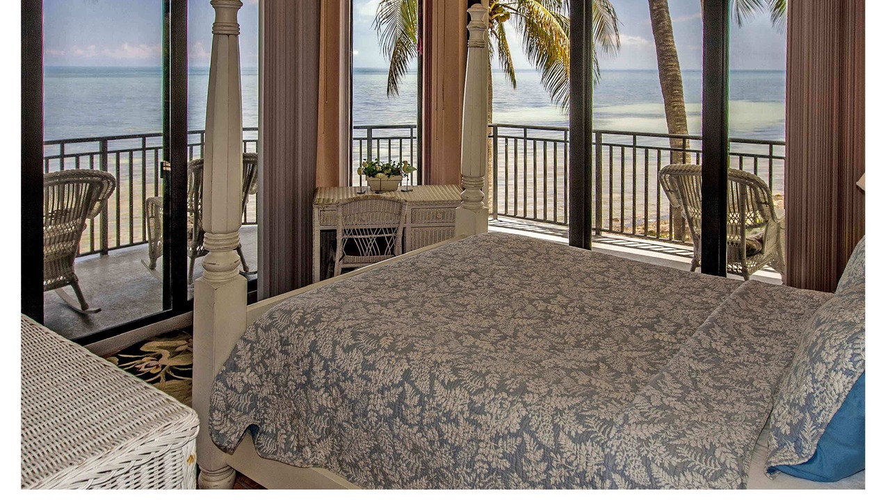 Photo of Bedroom in Midtown