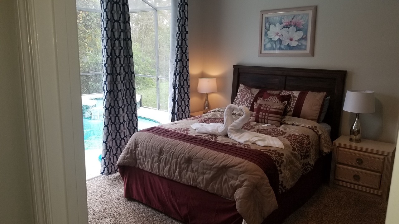 Photo of Bedroom in Sunset Lakes