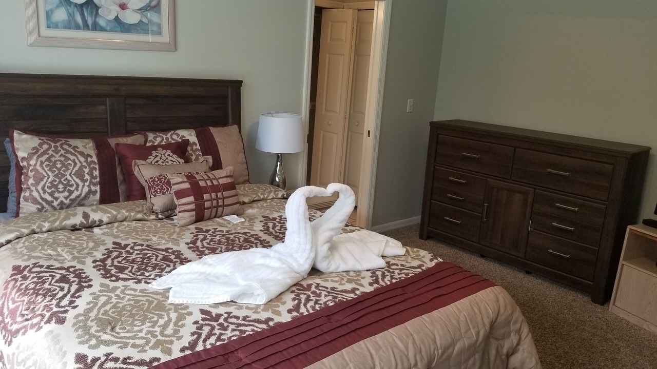 Photo of Bedroom in Sunset Lakes