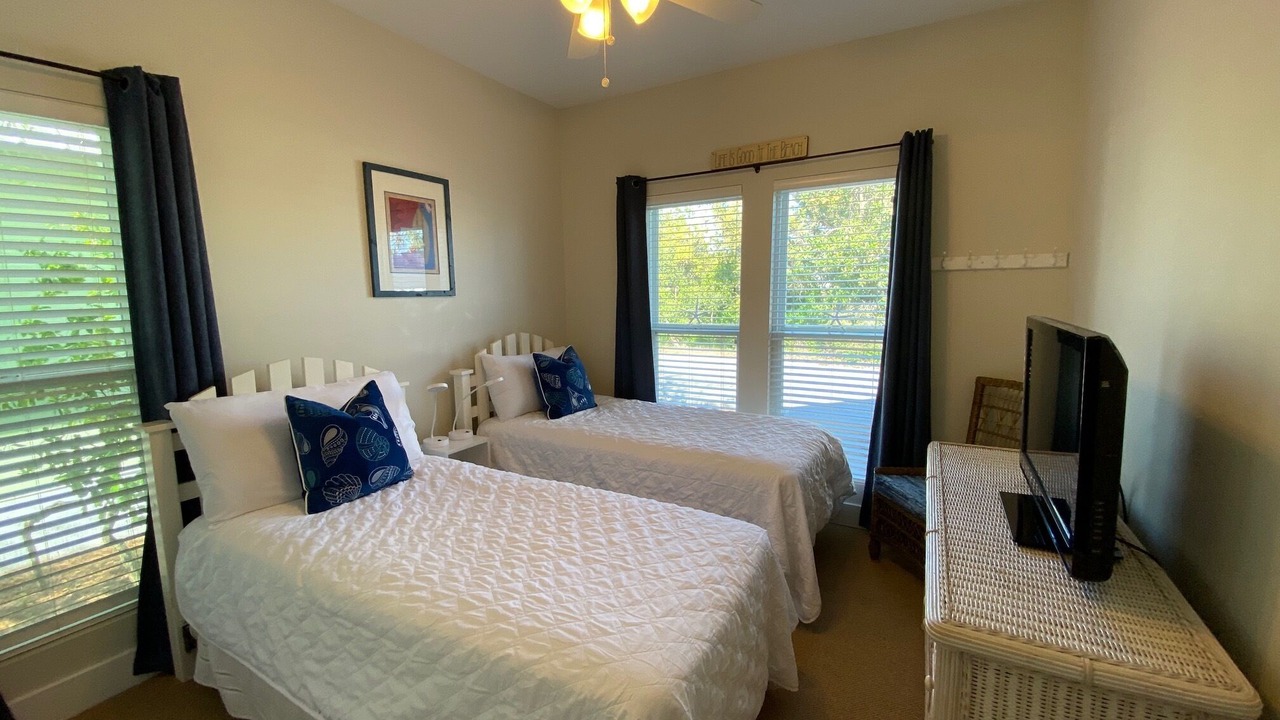 Photo of Bedroom in Seacrest