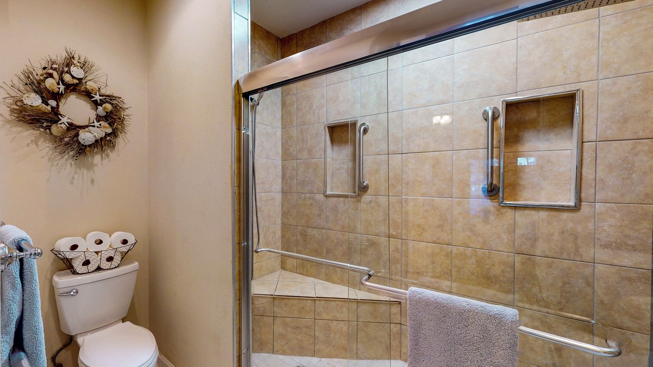 Photo of Bathroom in Gulfport