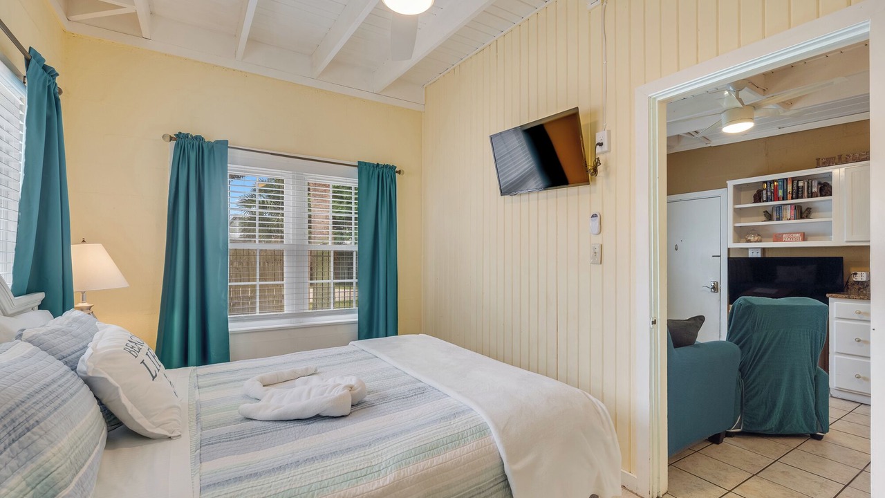 Photo of Bedroom in Laguna Beach