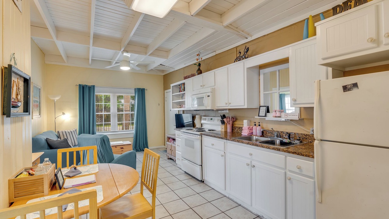 Photo of Kitchen in Laguna Beach