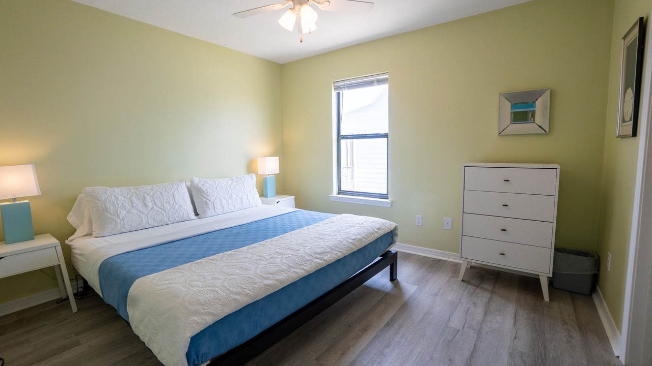 Photo of Bedroom in Dauphin Island