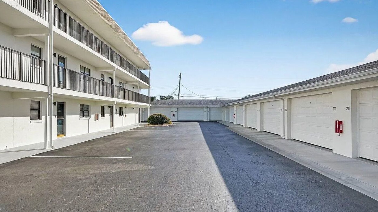Photo of Outdoor in Breakers