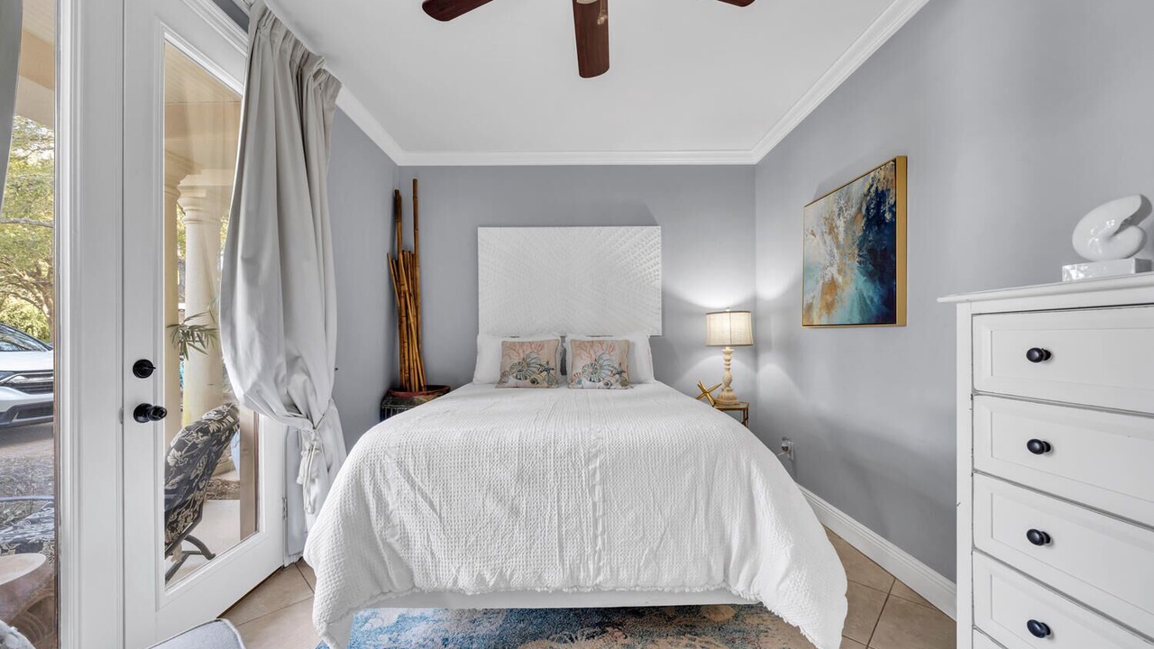 Photo of Bedroom in Gulf Place