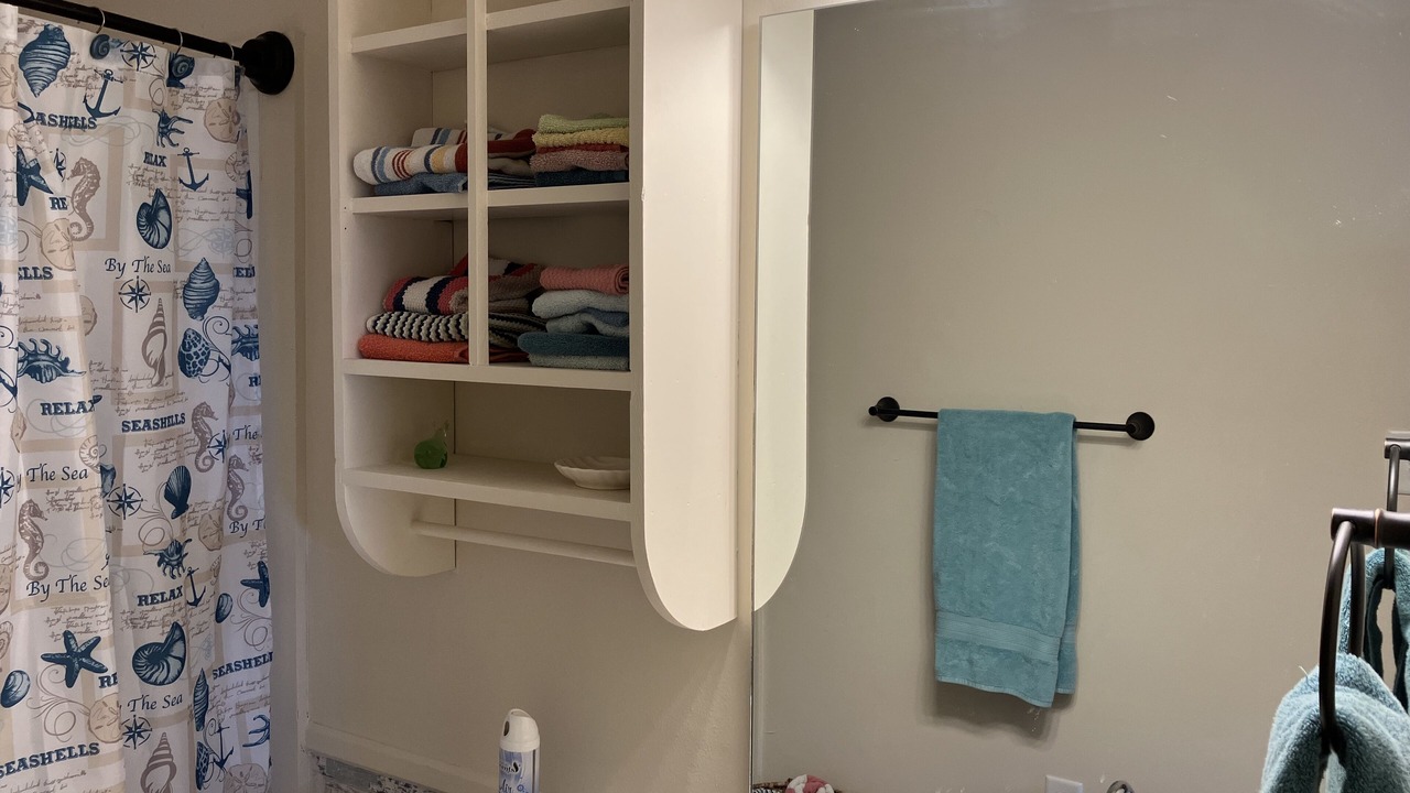 Photo of Bathroom in Dauphin Island