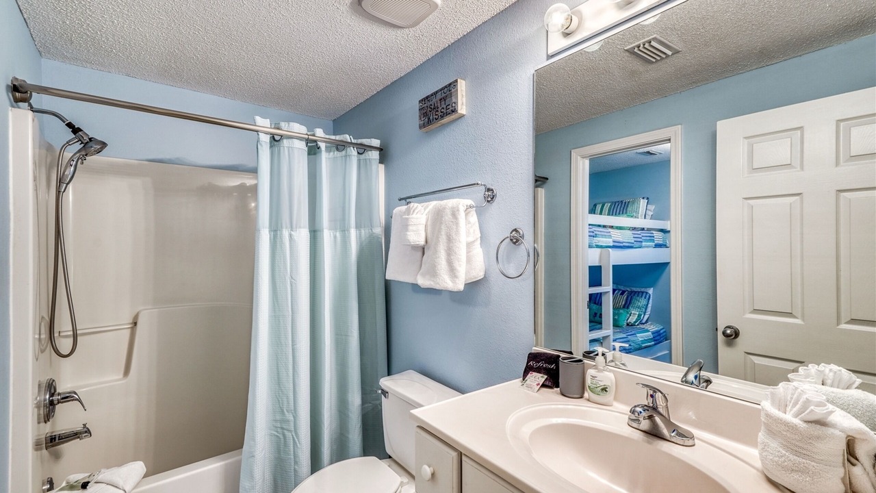 Photo of Bathroom in Gulf Place