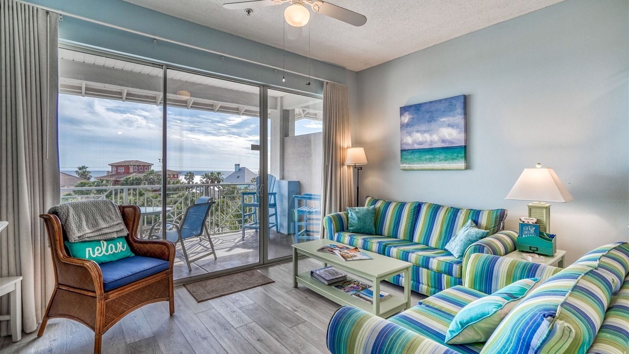 Photo of Livingroom in Gulf Place