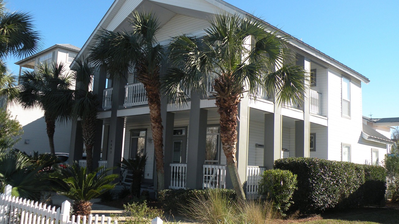Photo of Outdoor in Crystal Shores