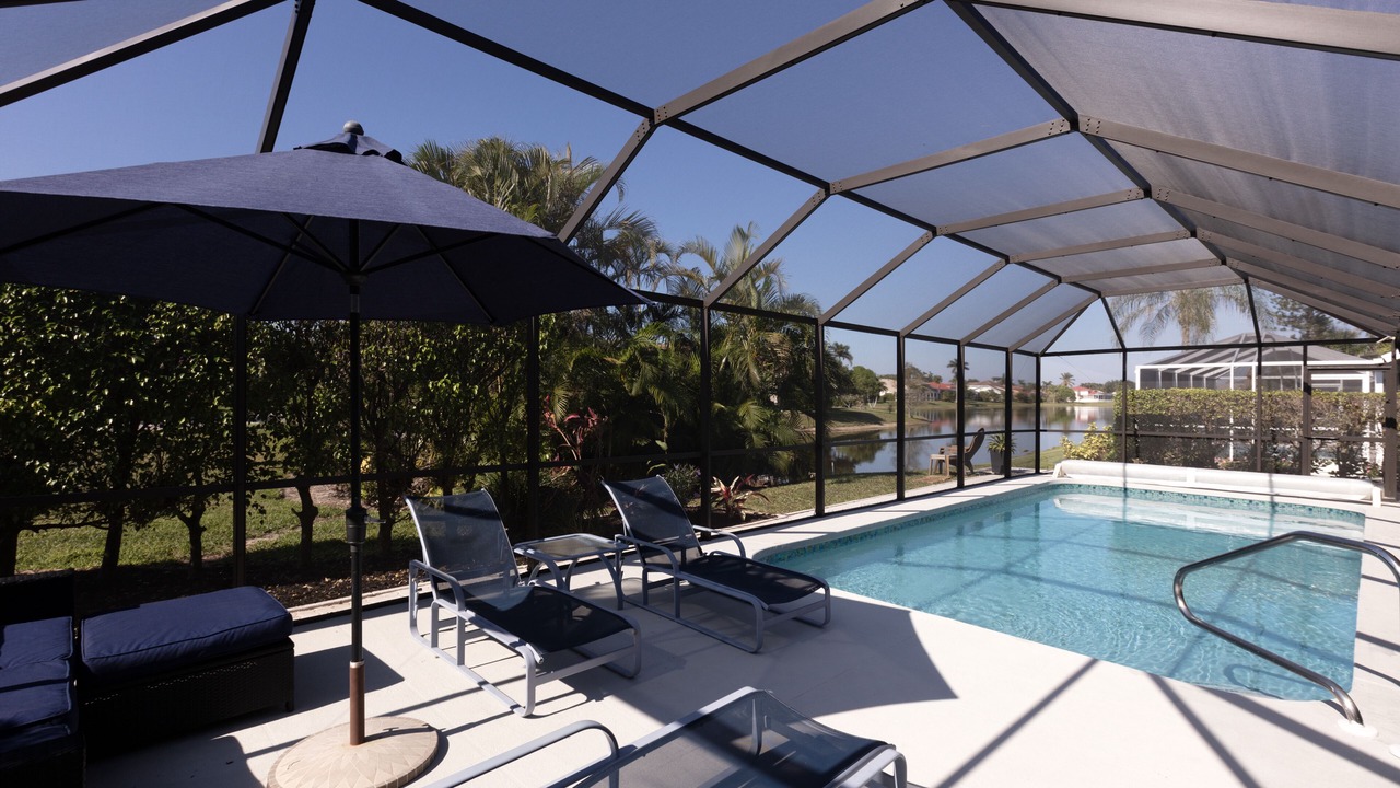 Photo of Outdoor in Crown Pointe