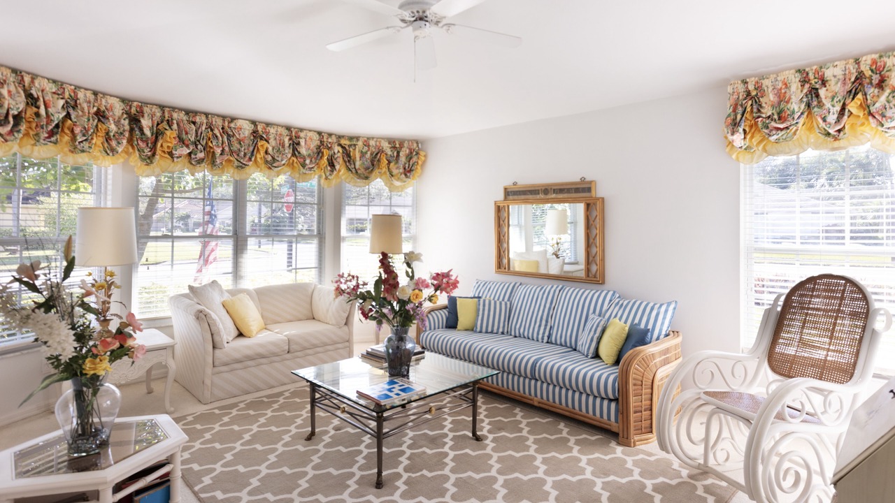 Photo of Bedroom in Crown Pointe