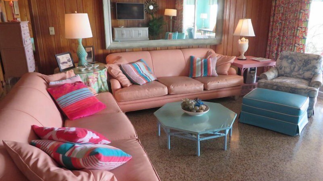 Photo of Livingroom in Bahama Beach