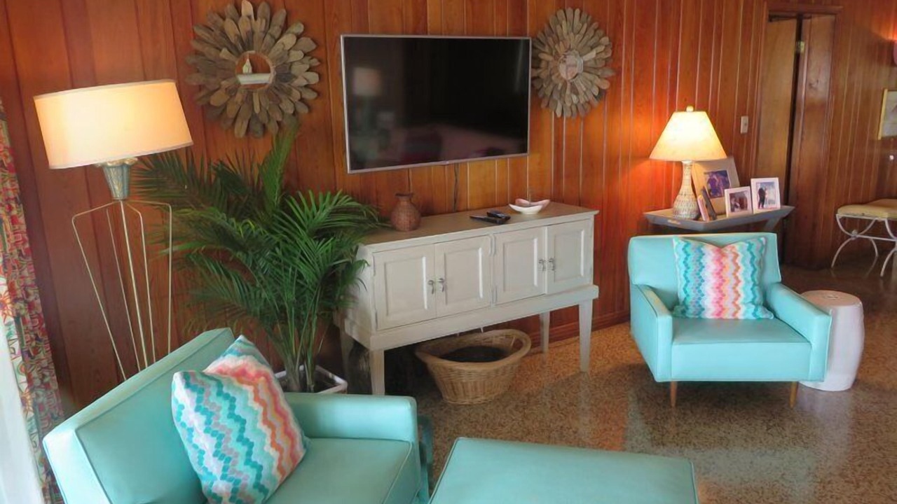 Photo of Livingroom in Bahama Beach