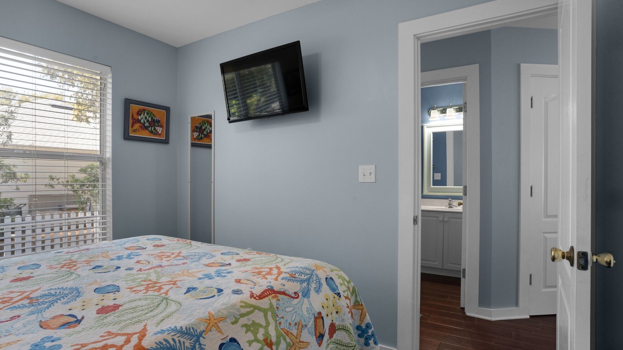 Photo of Bedroom in Clipper Cove