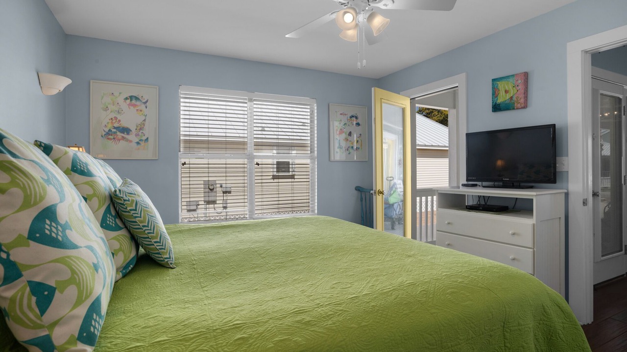 Photo of Bedroom in Clipper Cove