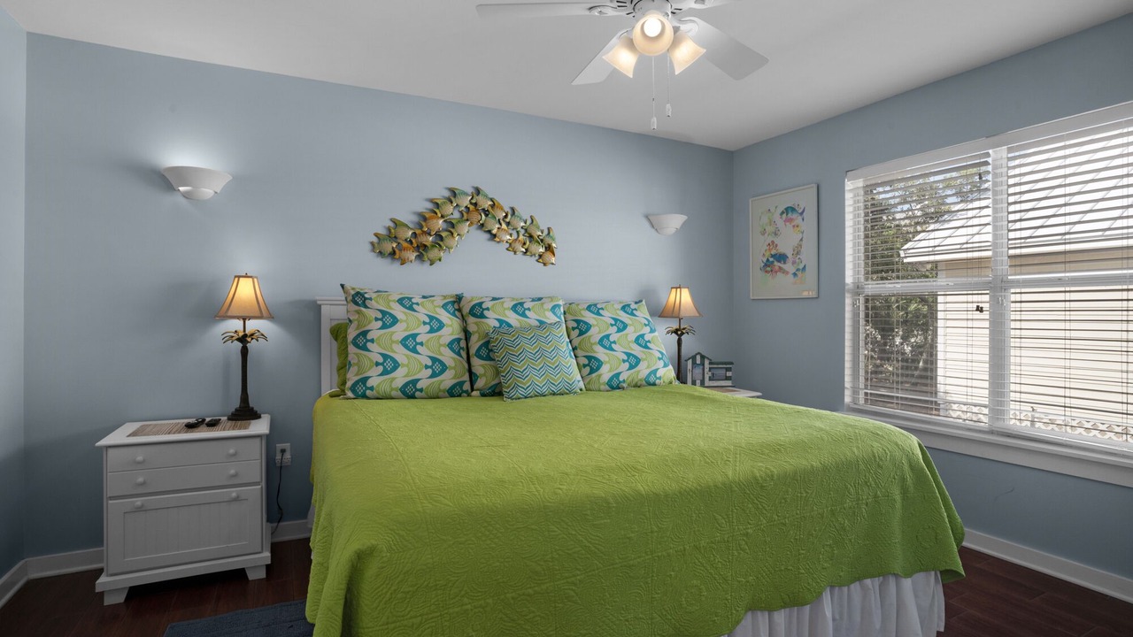 Photo of Bedroom in Clipper Cove