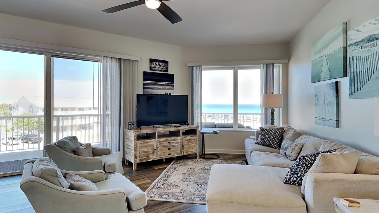 Photo of Livingroom in Avalon Beach Estates