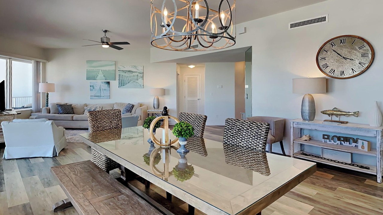 Photo of Others in Avalon Beach Estates