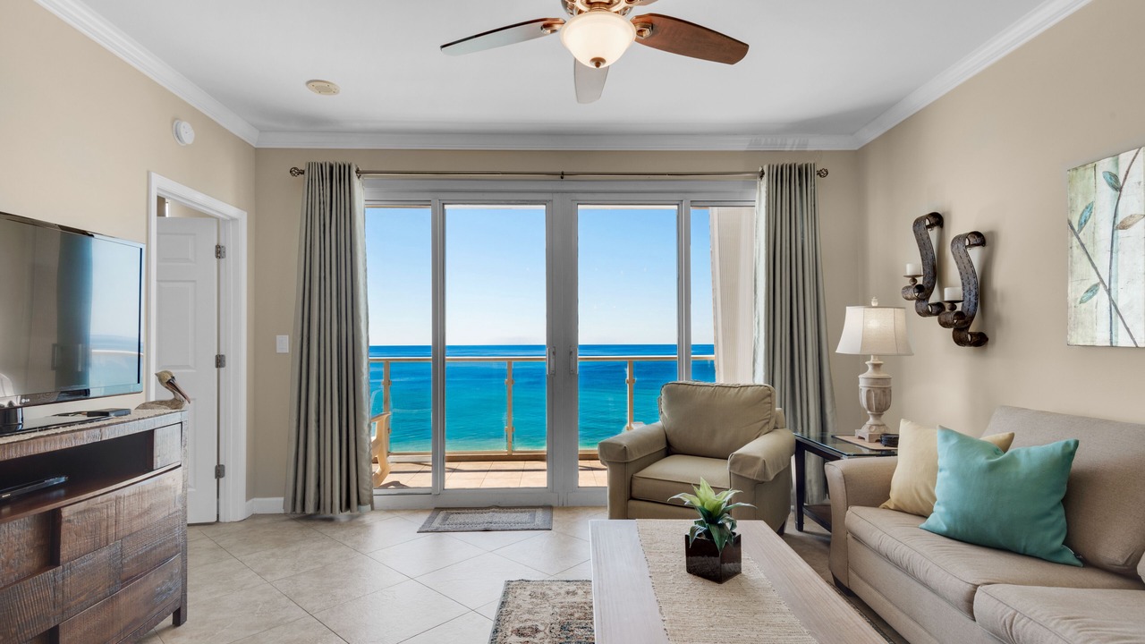 Photo of Livingroom in Destin