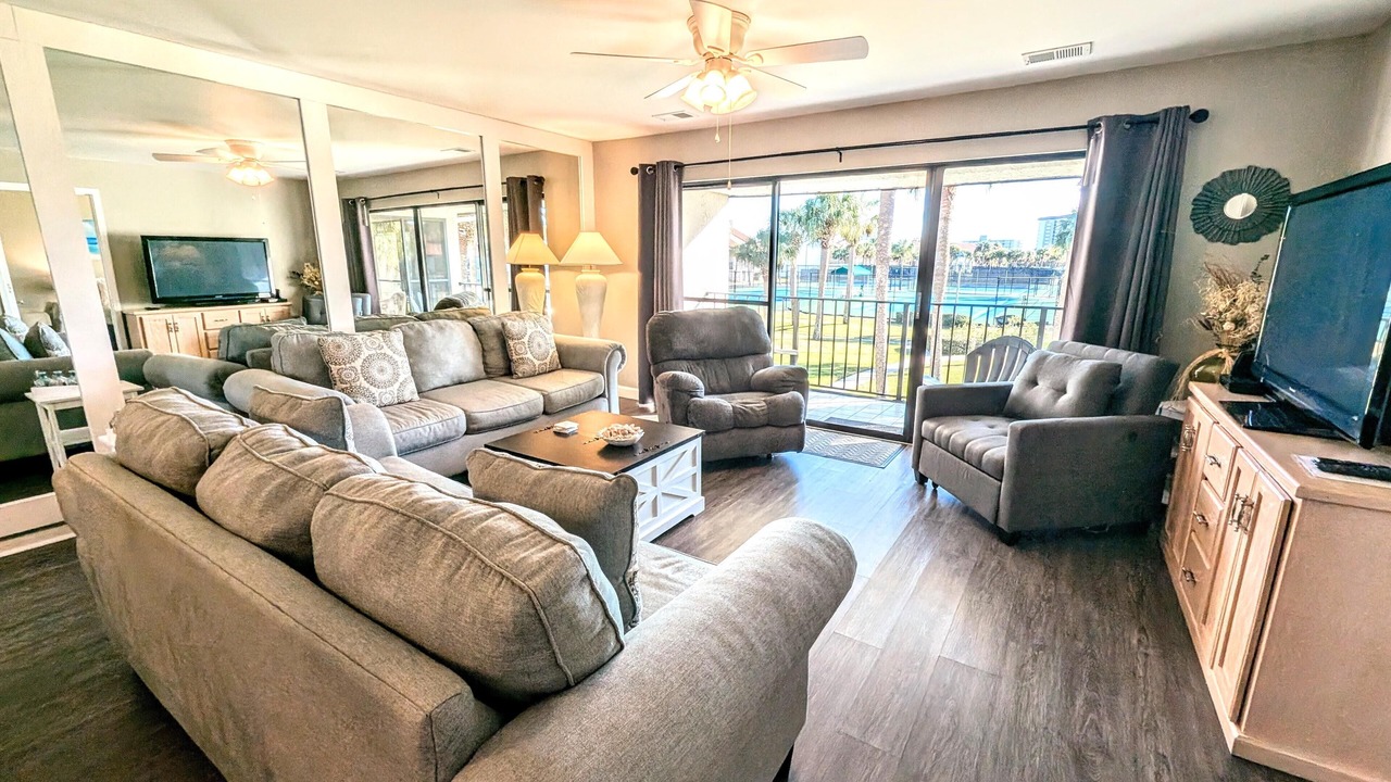 Photo of Livingroom in Panama City Beach