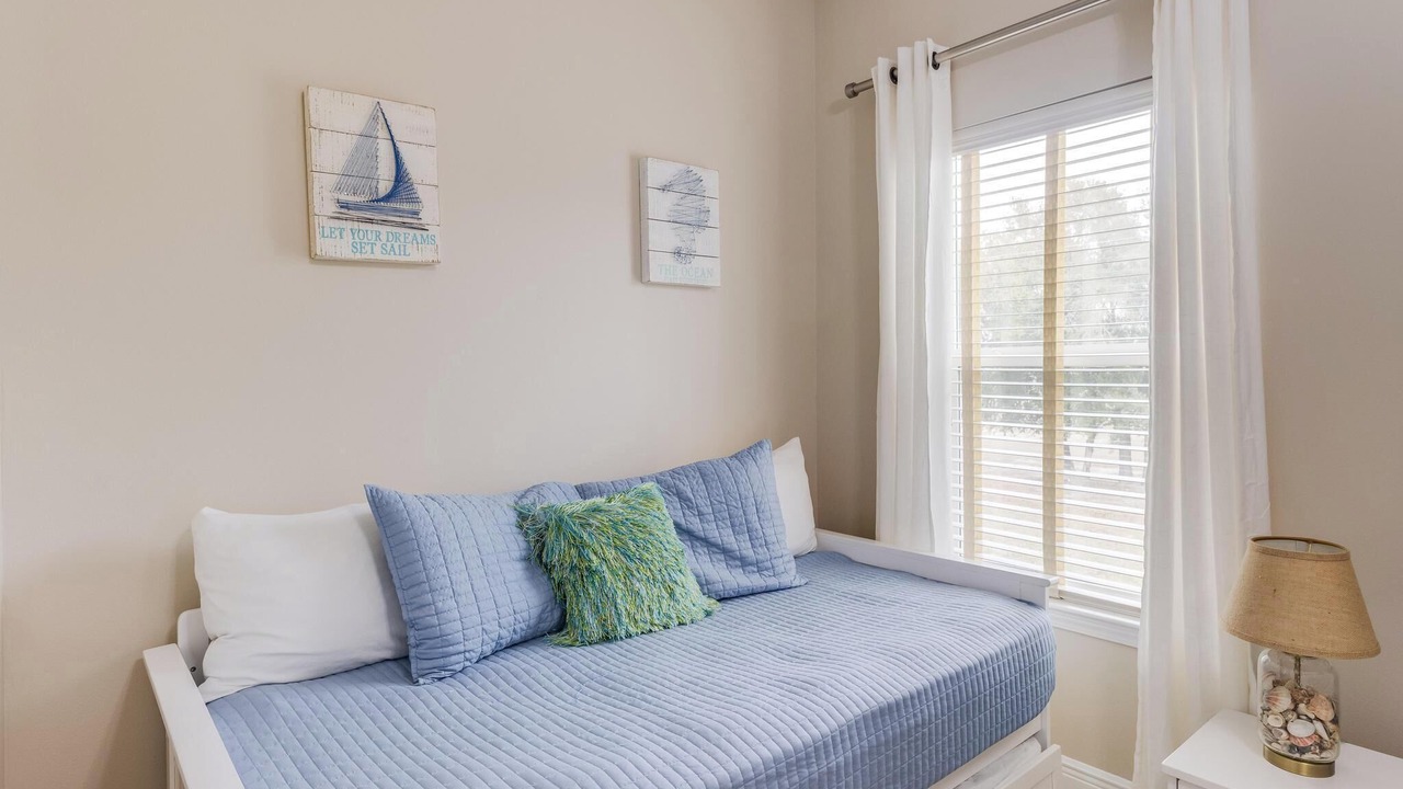Photo of Bedroom in Waveland