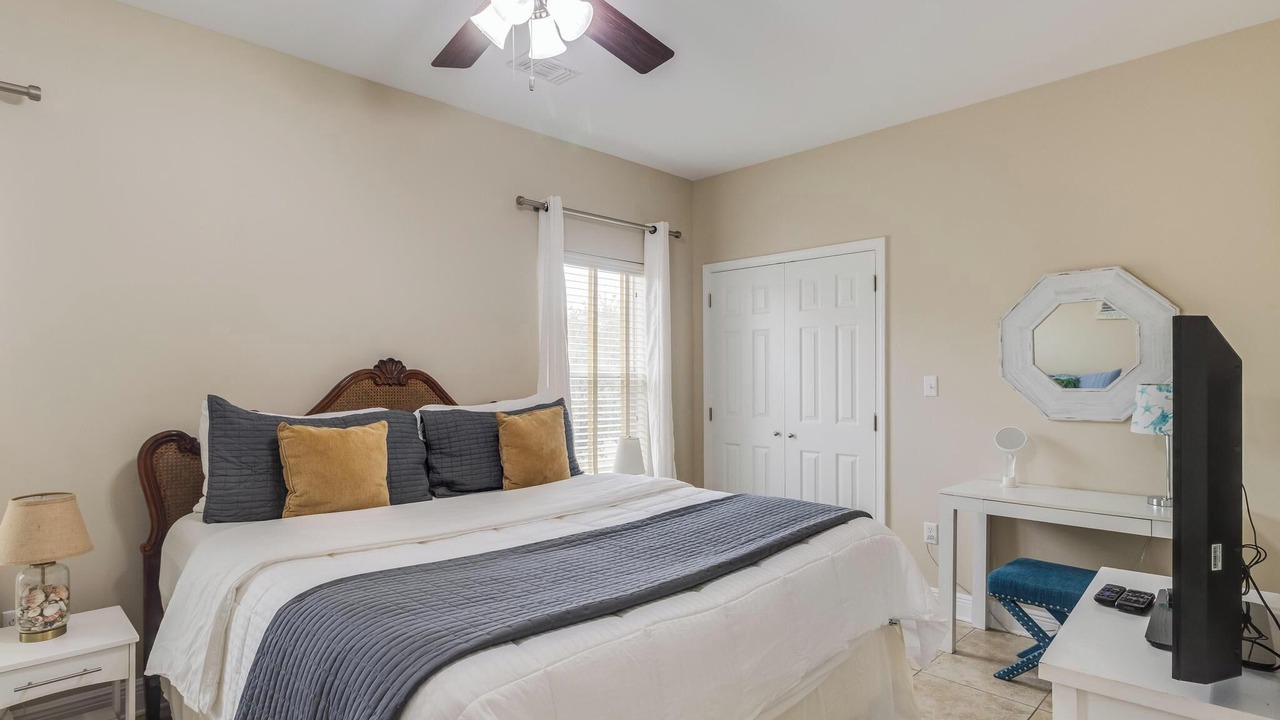 Photo of Bedroom in Waveland