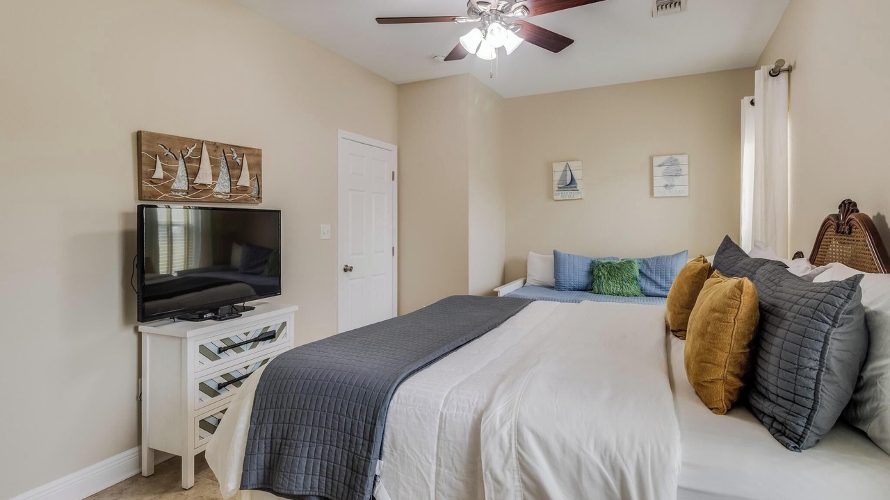 Photo of Bedroom in Waveland