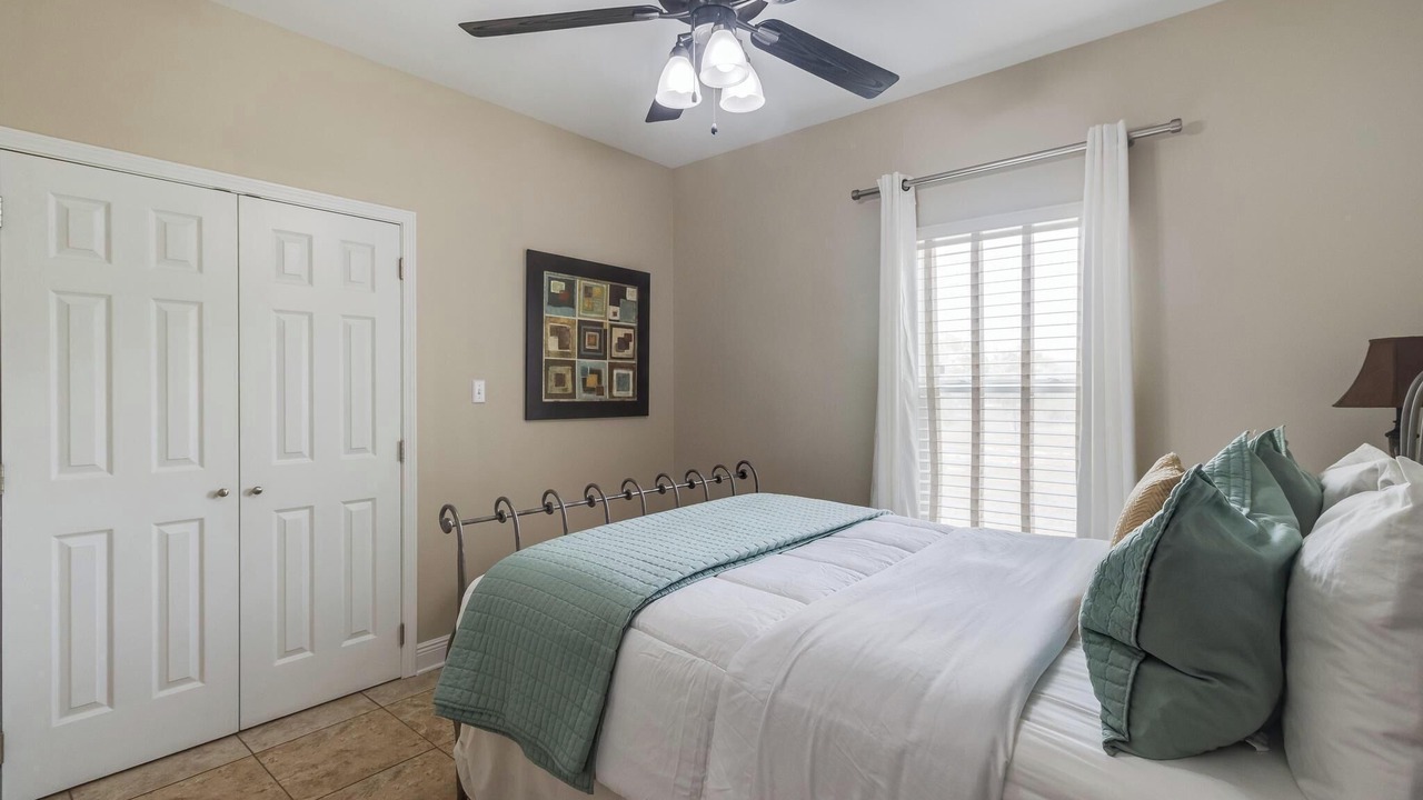 Photo of Bedroom in Waveland