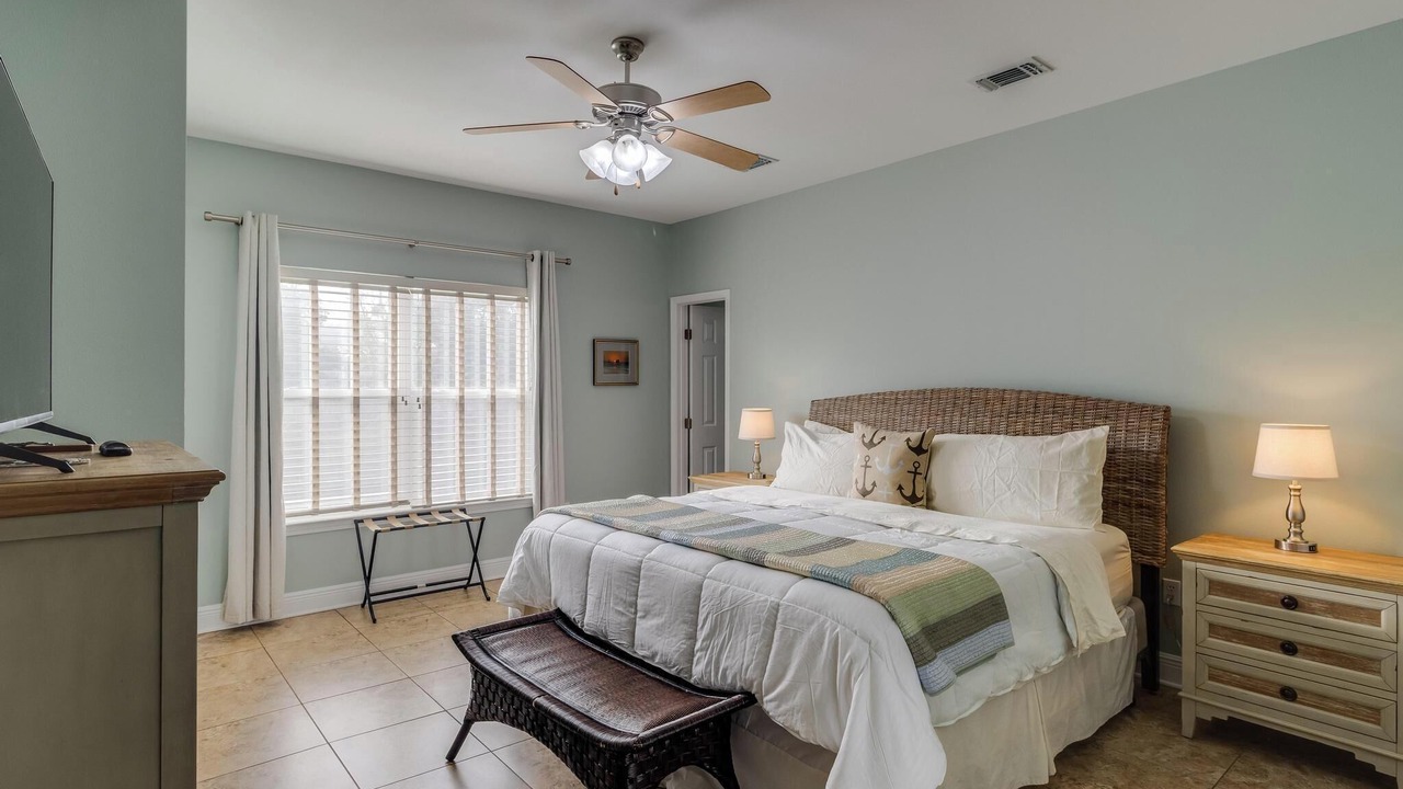 Photo of Bedroom in Waveland