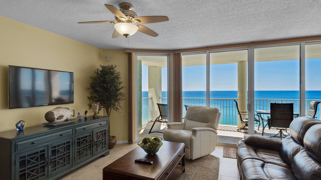 Photo of Livingroom in Long Beach