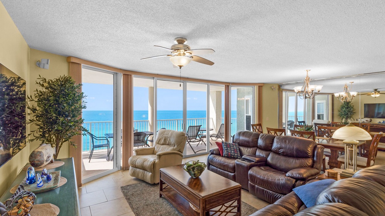 Photo of Livingroom in Long Beach