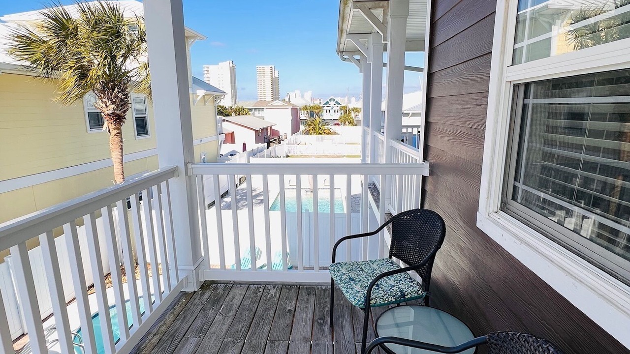 Photo of Patio Balcony in Bel Air