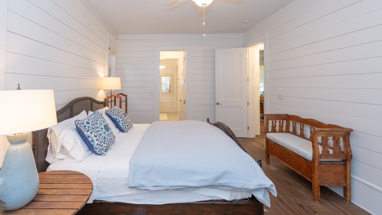 Photo of Bathroom in Cottage District