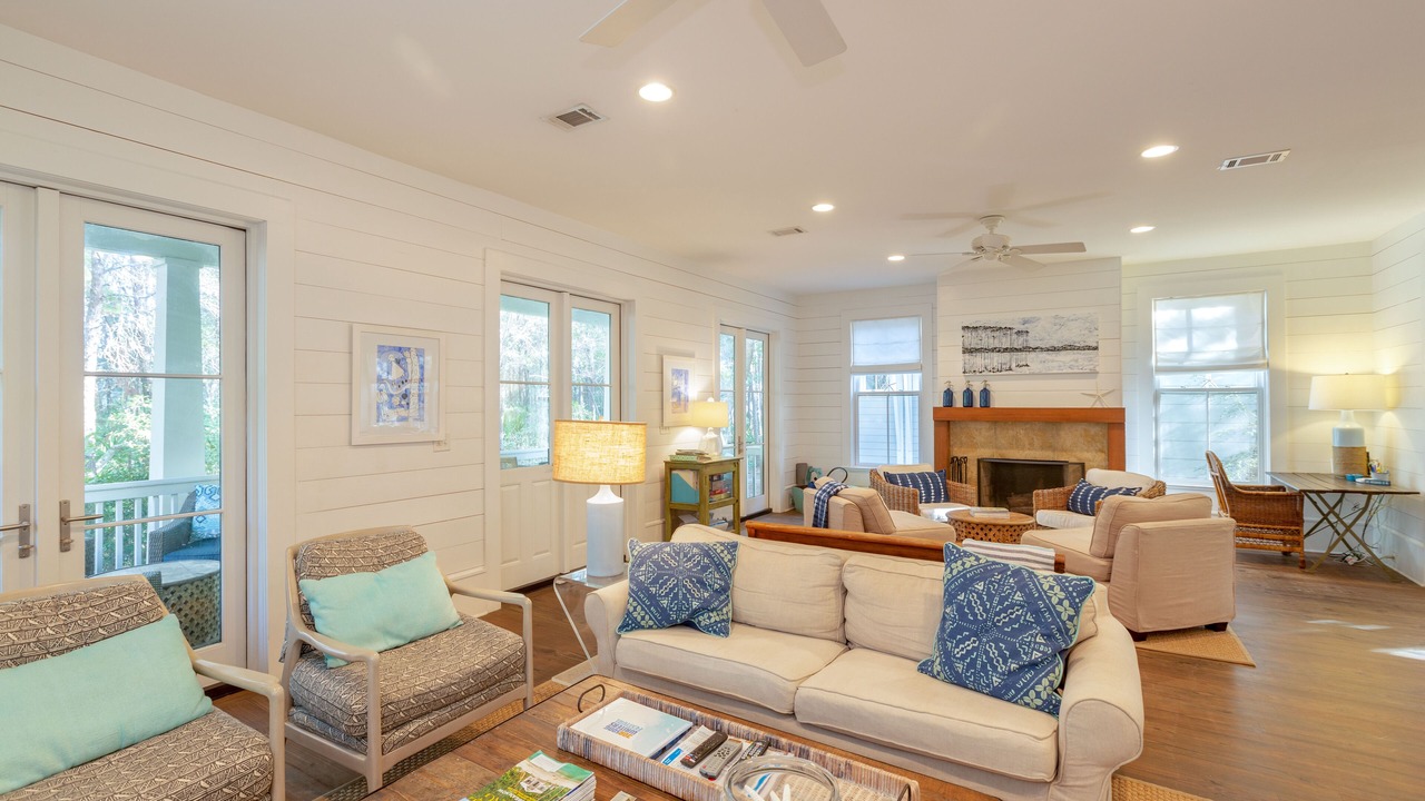 Photo of Livingroom in Cottage District