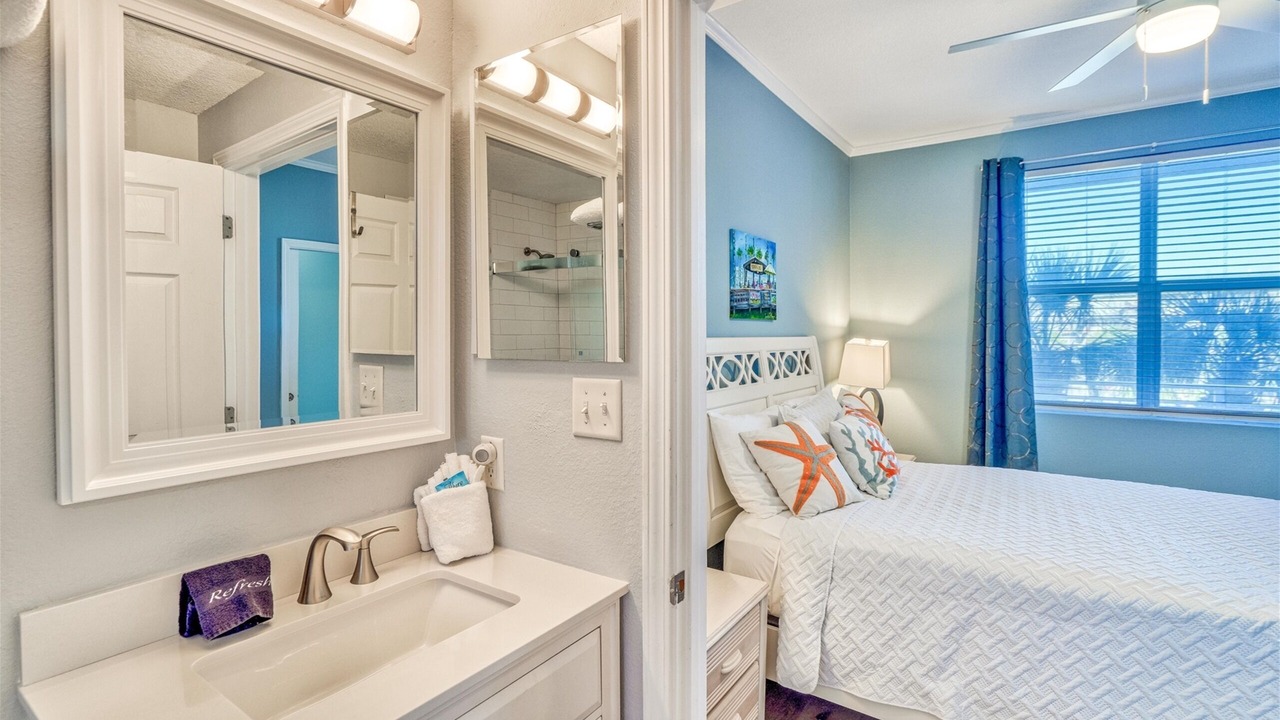 Photo of Bathroom in Gulf Place