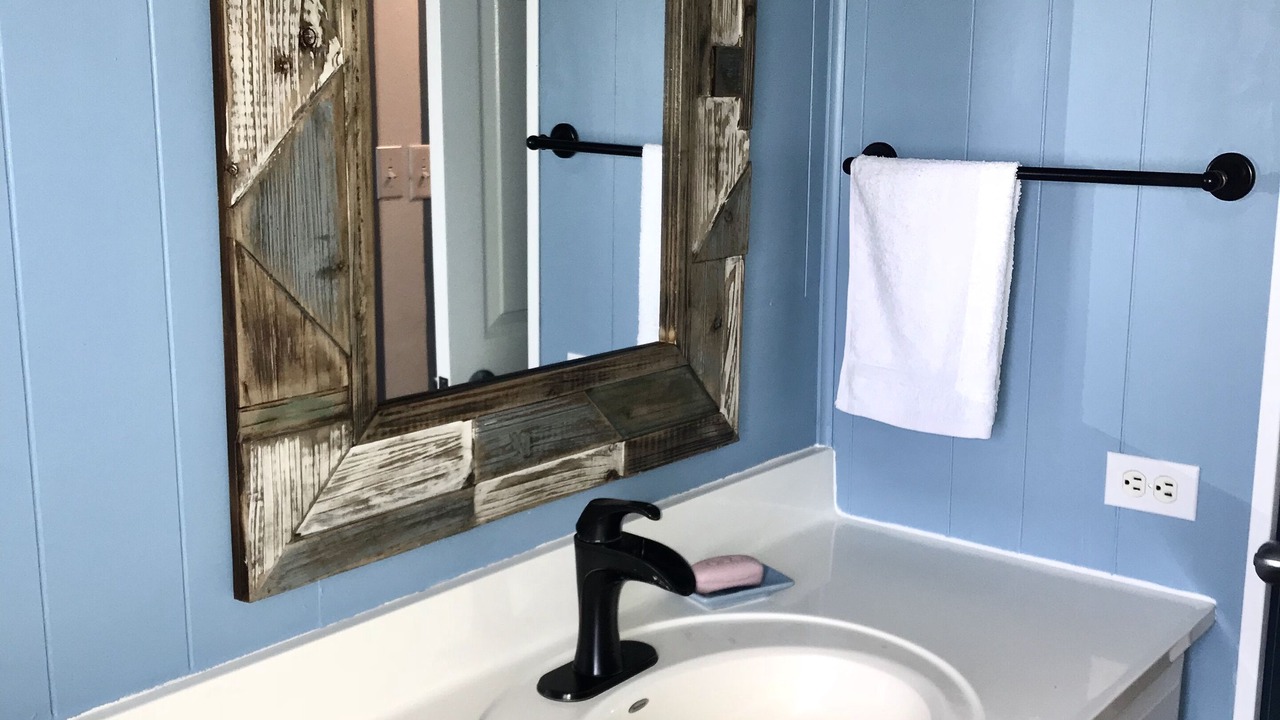 Photo of Bathroom in Tavares