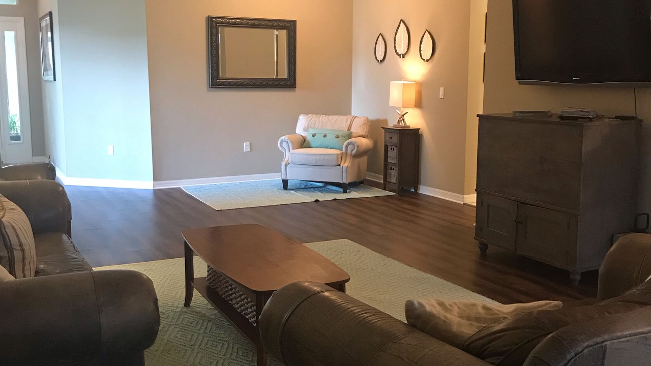 Photo of Livingroom in Imperial Lakewood's