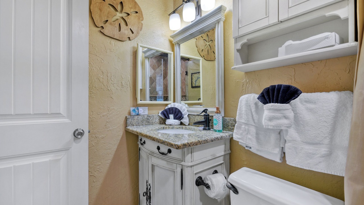 Photo of Bathroom in Galveston