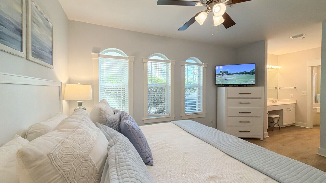 Photo of Bedroom in Seacrest Beach