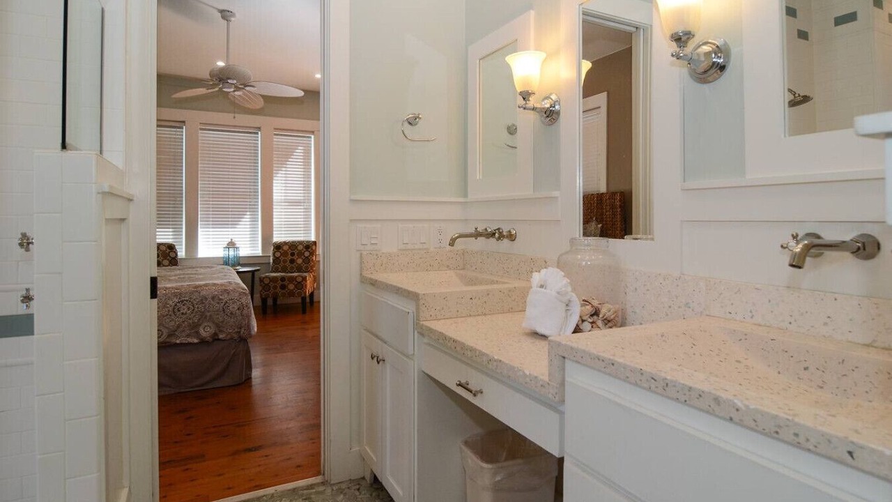 Photo of Bathroom in Seacrest Beach