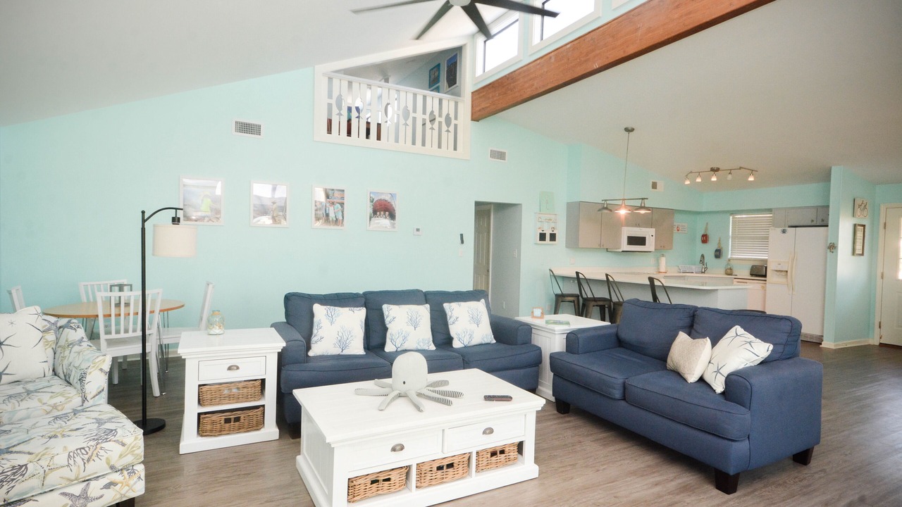 Photo of Livingroom in Port St. Joe