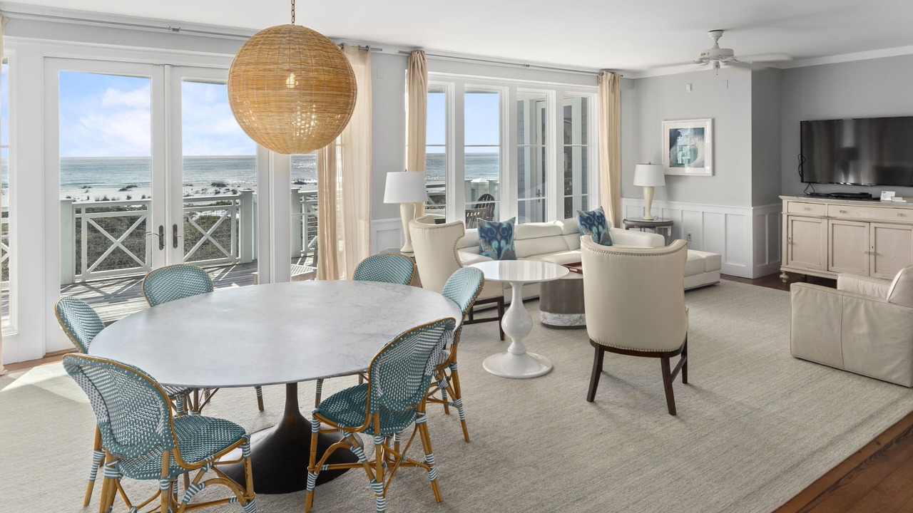 Photo of Livingroom in WaterSound Beach