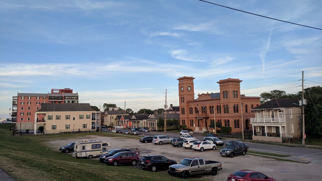 Photo of Others in Algiers Point