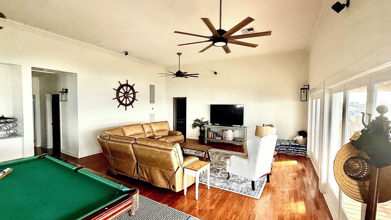Photo of Livingroom in Grand Isle